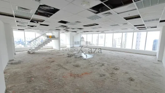 Prédio Comercial com 2 Quartos para alugar, 353m² no Cidade Monções, São Paulo