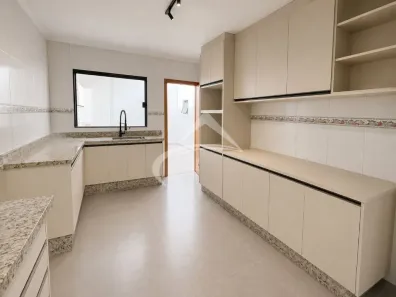 Casa com 3 Quartos à venda, 166m² no Planalto, Araçatuba
