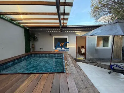 Casa com 3 Quartos para alugar, 280m² no Copacabana, Belo Horizonte