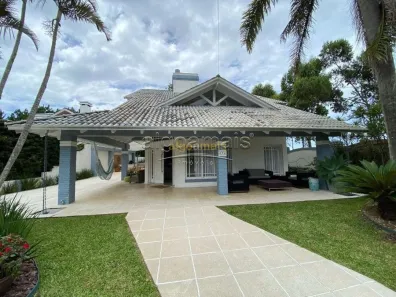 Casa de Condomínio com 4 Quartos à venda, 332m² no XANGRI-LÁ, Xangri-lá