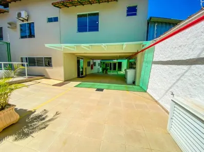 Prédio Comercial para alugar, 720m² no Novo Cavaleiro, Macaé