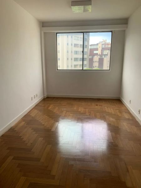 Apartamento com 2 quartos — Santo Antônio, Belo Horizonte
