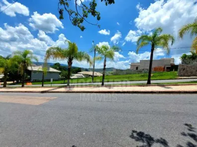 Lote/Terreno à venda, 545m² no Parque das Laranjeiras, Itatiba