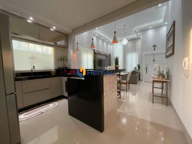 Casa com 3 Quartos à venda, 172m² no Jardim Oriental, Maringá