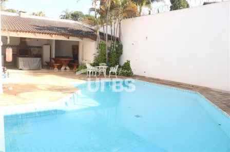 Casa com 4 Quartos à venda, 376m² no Cidade Jardim, Uberlândia