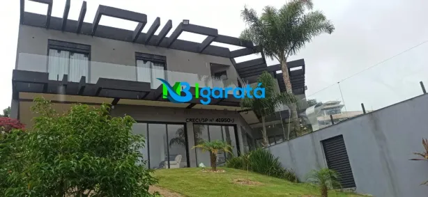 Fazenda/Sítio com 4 Quartos à venda, 300m² no Centro, Igaratá