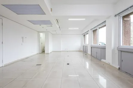 Ponto Comercial para alugar, 56m² no Liberdade, São Paulo