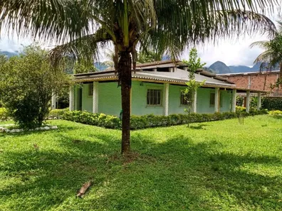 Fazenda/Sítio com 2 Quartos à venda, 1440m² no Quinta Mariana, Guapimirim