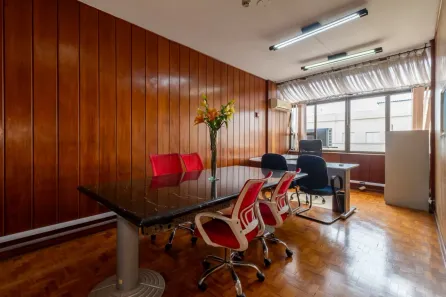 Ponto Comercial para alugar, 160m² no República, São Paulo