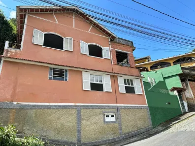 Casa com 3 Quartos à venda, 90m² no Centro, Petrópolis