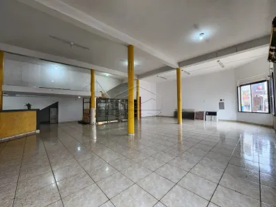 Ponto Comercial para alugar, 200m² no Centro, Jaú