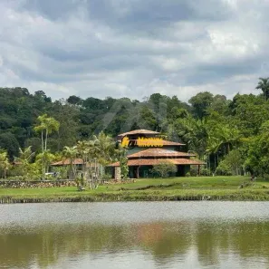 Fazenda/Sítio com 4 Quartos à venda, 18000m² no Aracariguama, Araçariguama