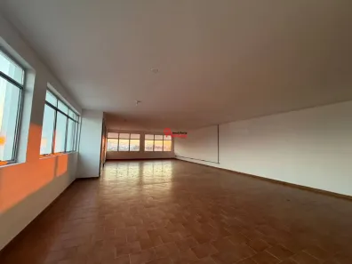 Ponto Comercial para alugar, 250m² no Jardim Progresso, Americana