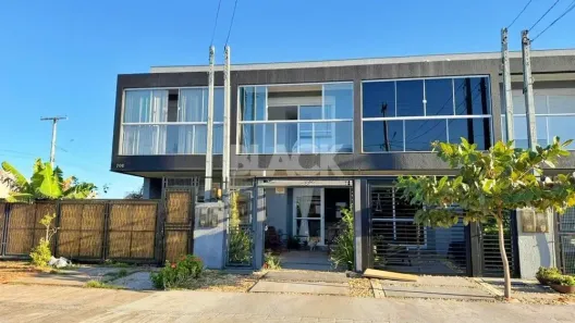 Sobrado com 2 Quartos à venda, 86m² no Torres, Torres