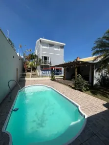Sobrado com 4 Quartos à venda, 200m² no Jardim Colônia, Jacareí