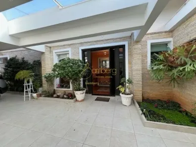 Casa com 4 Quartos à venda, 256m² no Jardim Campo Grande, São Paulo