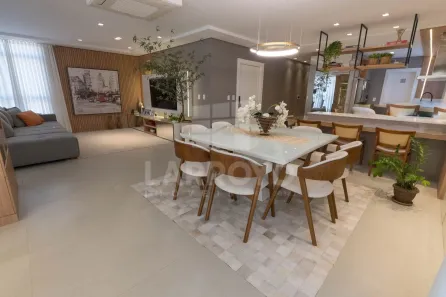 Apartamento com 3 Quartos à venda, 200m² no Vila Moema, Tubarão