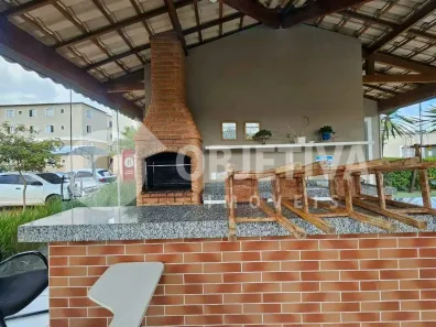 Apartamento com 2 Quartos para alugar, 50m² no Jardim Holanda, Uberlândia