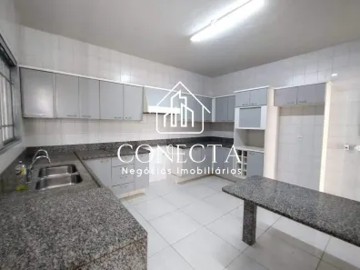 Imóvel Comercial para alugar, 230m² no Bom Jesus, Uberlândia