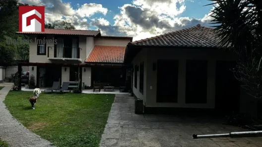 Casa de Condomínio com 4 Quartos à venda, 270m² no Nogueira, Petrópolis