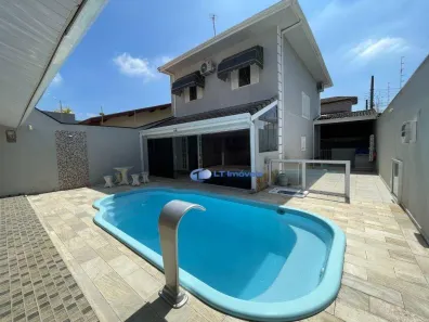 Sobrado com 3 Quartos à venda, 250m² no Loteamento Villa Branca, Jacareí
