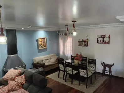 Casa com 4 Quartos à venda, 248m² no Fanny, Curitiba