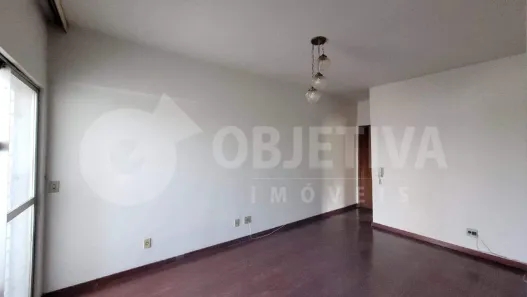 Apartamento com 2 Quartos à venda, 63m² no Centro, Uberlândia