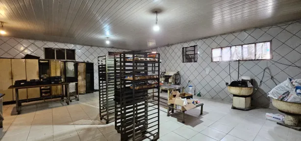 Galpão/Depósito/Armazém à venda, 840m² no Setor Industrial, Brasília