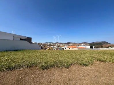 Lote/Terreno à venda, 475m² no São Pedro, Juiz de Fora