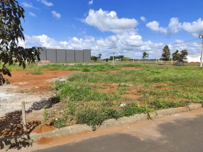 Lote/Terreno à venda, 250m² no Novo Mundo, Uberlândia