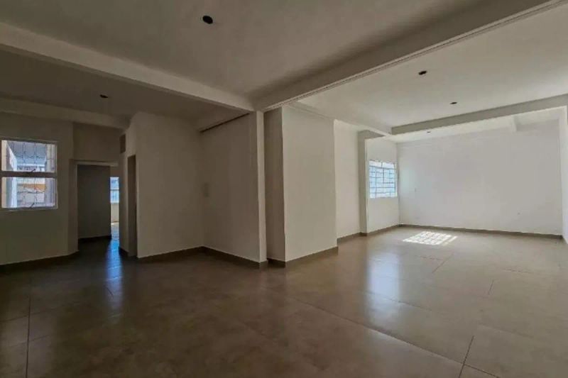 Casa com 6 quartos — Barro Preto, Belo Horizonte