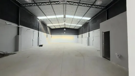 Galpão/Depósito/Armazém para alugar, 303m² no Riacho das Pedras, Contagem