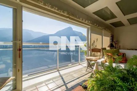 Apartamento com 4 Quartos à venda, 210m² no Lagoa, Rio de Janeiro
