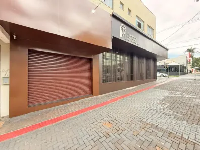 Sala Comercial para alugar, 37m² no Zona 04, Maringá