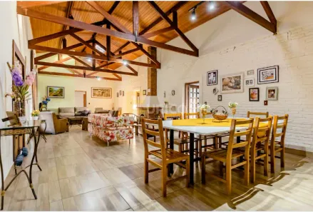 Fazenda/Sítio com 5 Quartos à venda, 447m² no Parque Valinhos, Valinhos