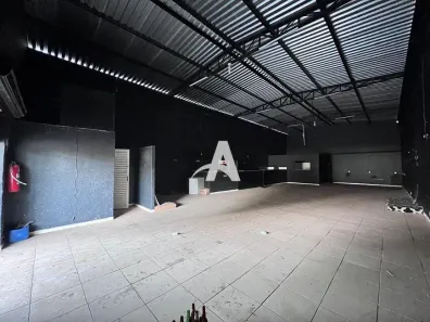 Galpão/Depósito/Armazém para alugar, 260m² no Laranjeiras, Uberlândia