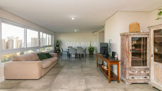 Apartamento com 4 Quartos para alugar, 204m² no Rio Branco, Porto Alegre