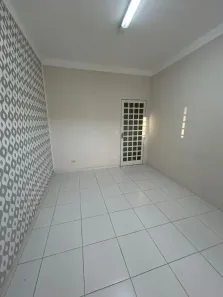 Sala Comercial para alugar, 12m² no Jardim do Lago, Atibaia