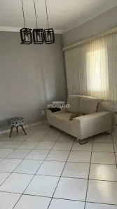 Casa com 3 Quartos à venda, 144m² no Cidade Jardim, Uberlândia