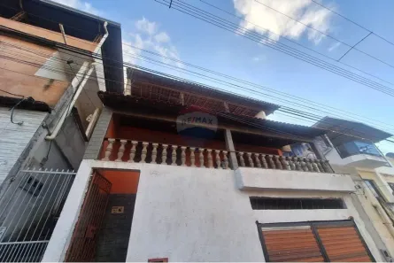 Casa com 3 Quartos para alugar, 140m² no Santa Luzia, Juiz de Fora