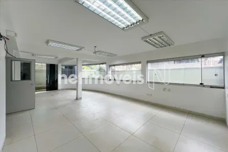 Casa com 7 Quartos para alugar, 720m² no Santa Lúcia, Belo Horizonte
