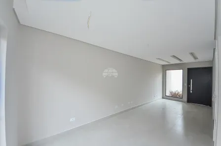 Sobrado com 3 Quartos à venda, 79m² no Pinheirinho, Curitiba