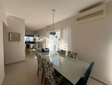 Casa com 2 Quartos à venda, 172m² no Martins, Uberlândia
