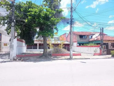 Imóvel Comercial com 3 Quartos à venda, 200m² no Centro, Araruama