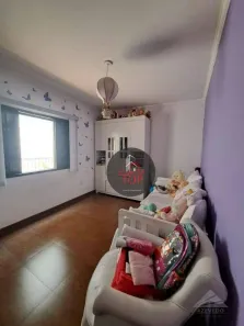 Sobrado com 3 Quartos à venda, 245m² no Parque São Vicente, Mauá