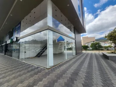 Ponto Comercial à venda, 80m² no Olaria, Nova Friburgo