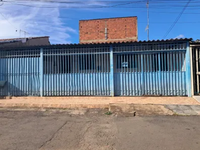 Casa com 4 Quartos à venda, 140m² no Ceilândia Sul, Brasília