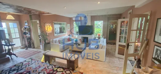 Casa com 4 Quartos à venda, 305m² no Córrego Grande, Florianópolis