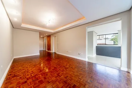 Apartamento com 3 Quartos à venda, 137m² no Passo da Areia, Porto Alegre