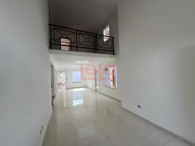 Sobrado com 3 Quartos à venda, 270m² no Jardim Pinheiros, Maringá